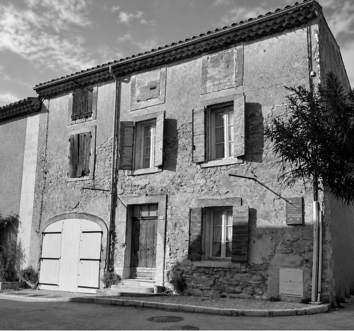 Trois maisons de village — Lauris — avant travaux, vue 1