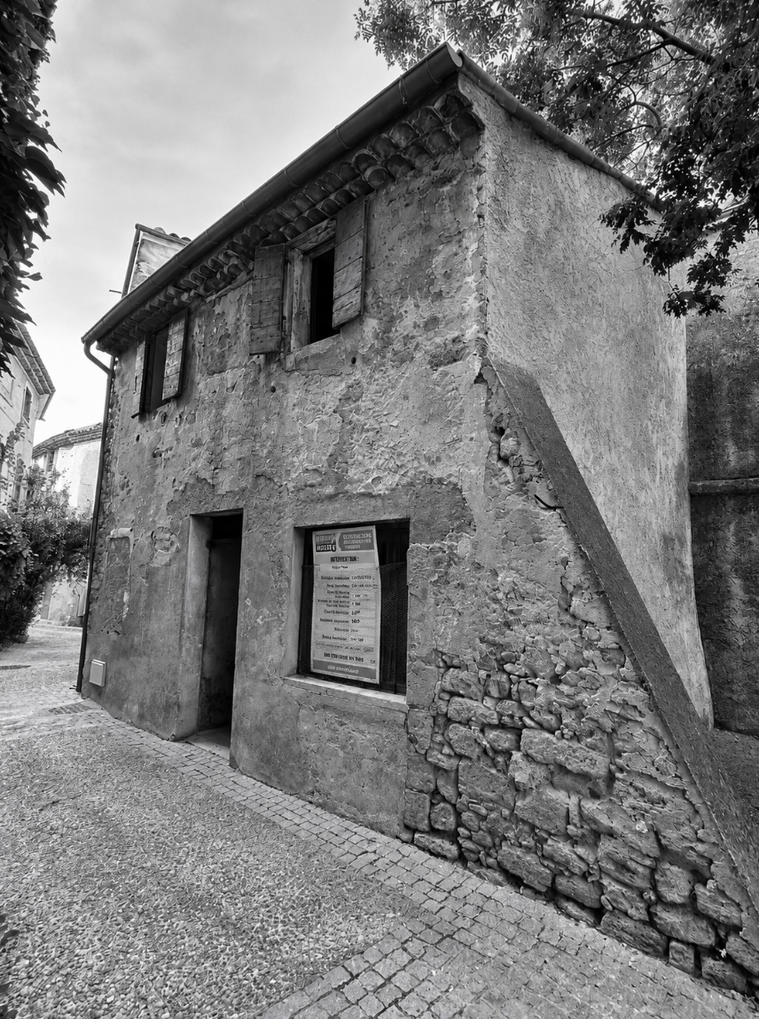 Trois maisons de village — Lauris — avant travaux, vue 2